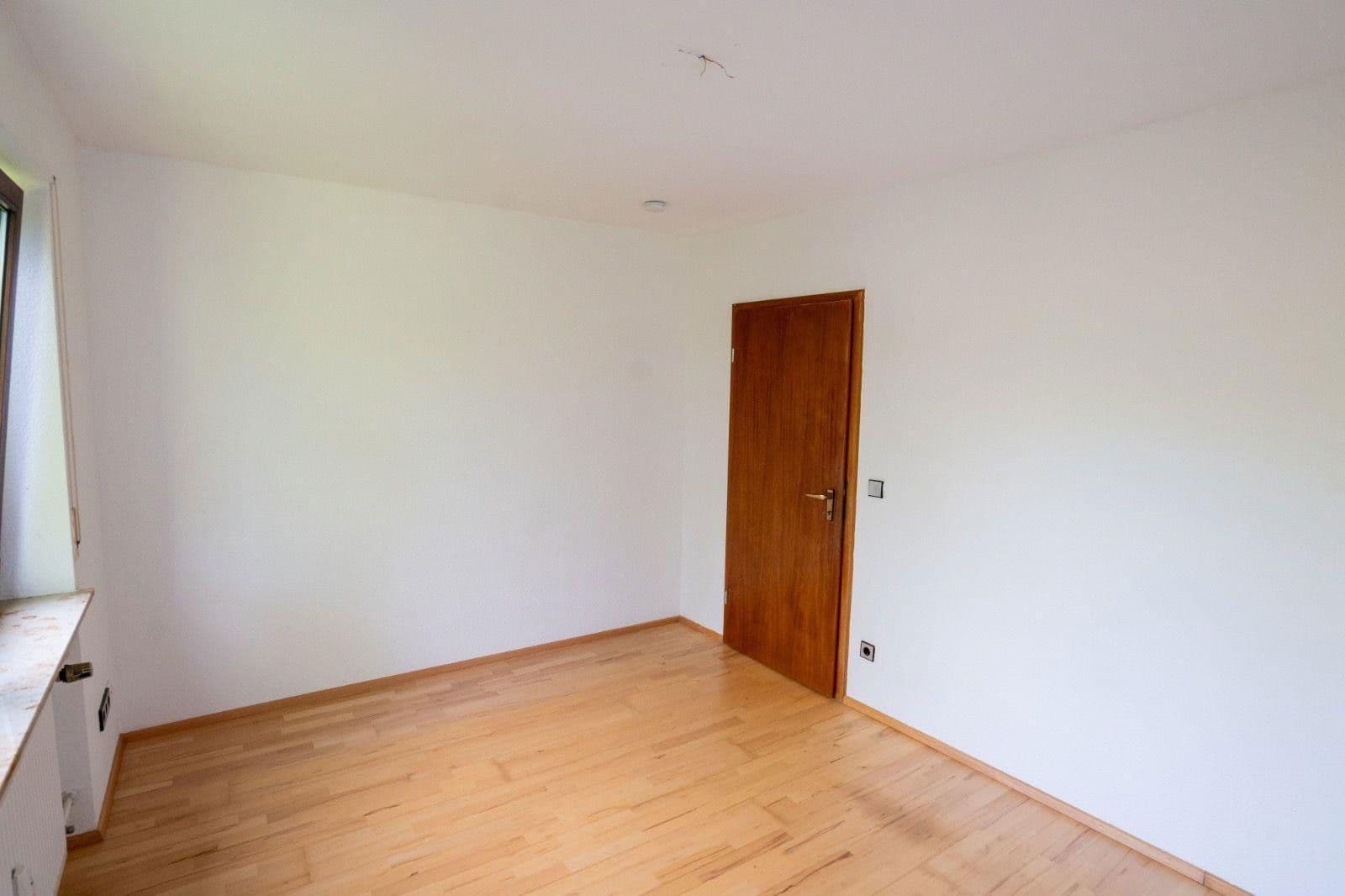 Prodej bytu 4+1 100 m², Blauenstraße 17, Singen (Hohentwiel), Bádensko-Württembersko Prodej bytu 4+1 100 m², Blauenstraße 17, Singen (Hohentwiel), Bádensko-Württembersko