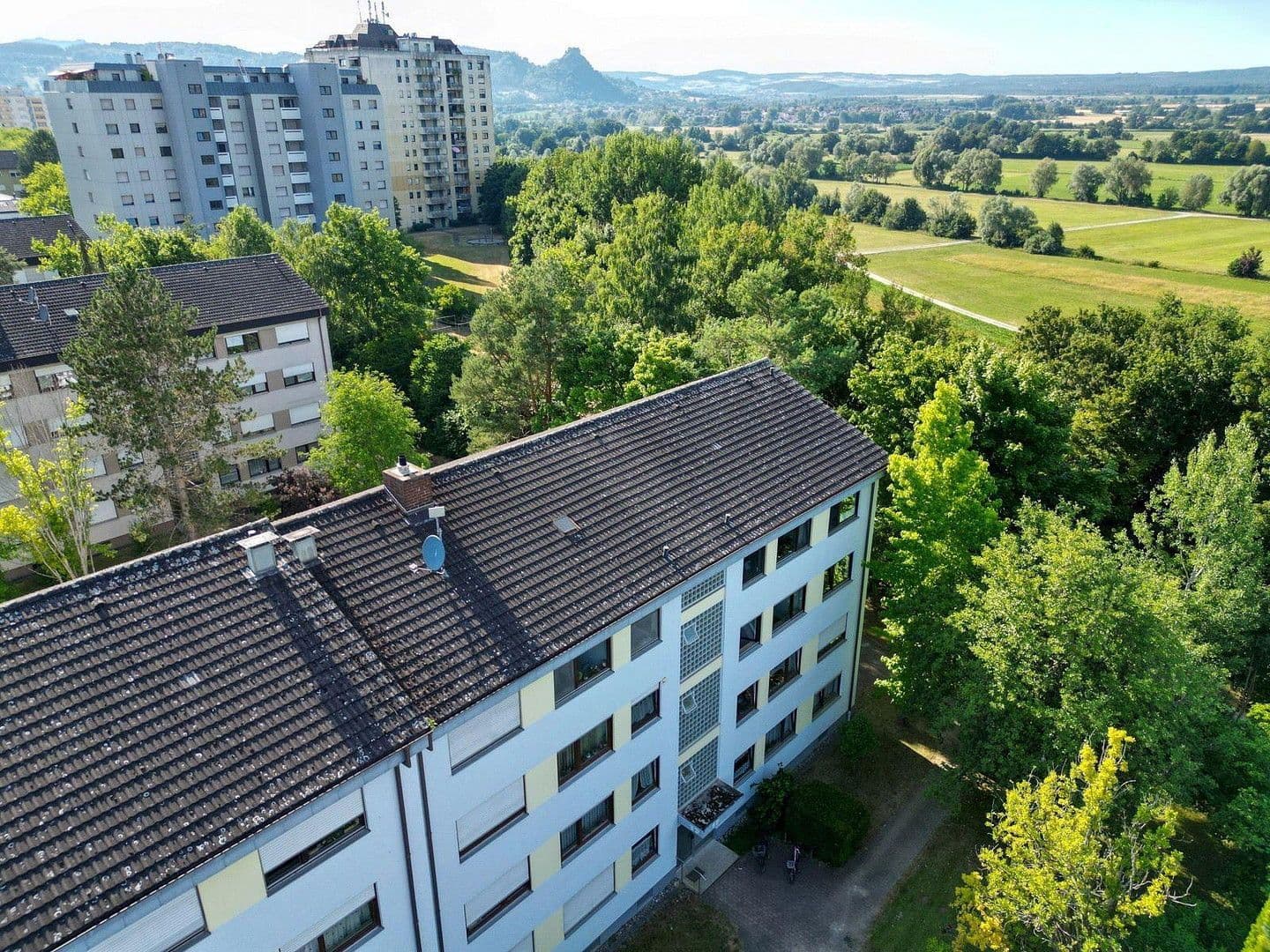 Prodej bytu 4+1 100 m², Blauenstraße 17, Singen (Hohentwiel), Bádensko-Württembersko Prodej bytu 4+1 100 m², Blauenstraße 17, Singen (Hohentwiel), Bádensko-Württembersko