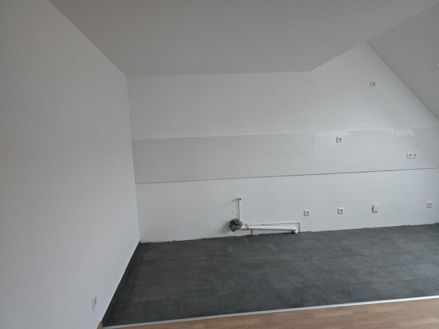 Pronájem bytu 4+1 103 m², Martinstraße 100, Mönchengladbach, Severní Porýní-Vestfálsko Pronájem bytu 4+1 103 m², Martinstraße 100, Mönchengladbach, Severní Porýní-Vestfálsko