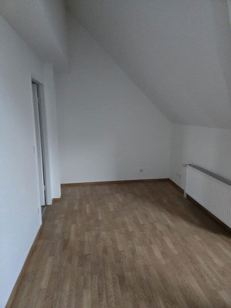 Pronájem bytu 4+1 103 m², Martinstraße 100, Mönchengladbach, Severní Porýní-Vestfálsko Pronájem bytu 4+1 103 m², Martinstraße 100, Mönchengladbach, Severní Porýní-Vestfálsko