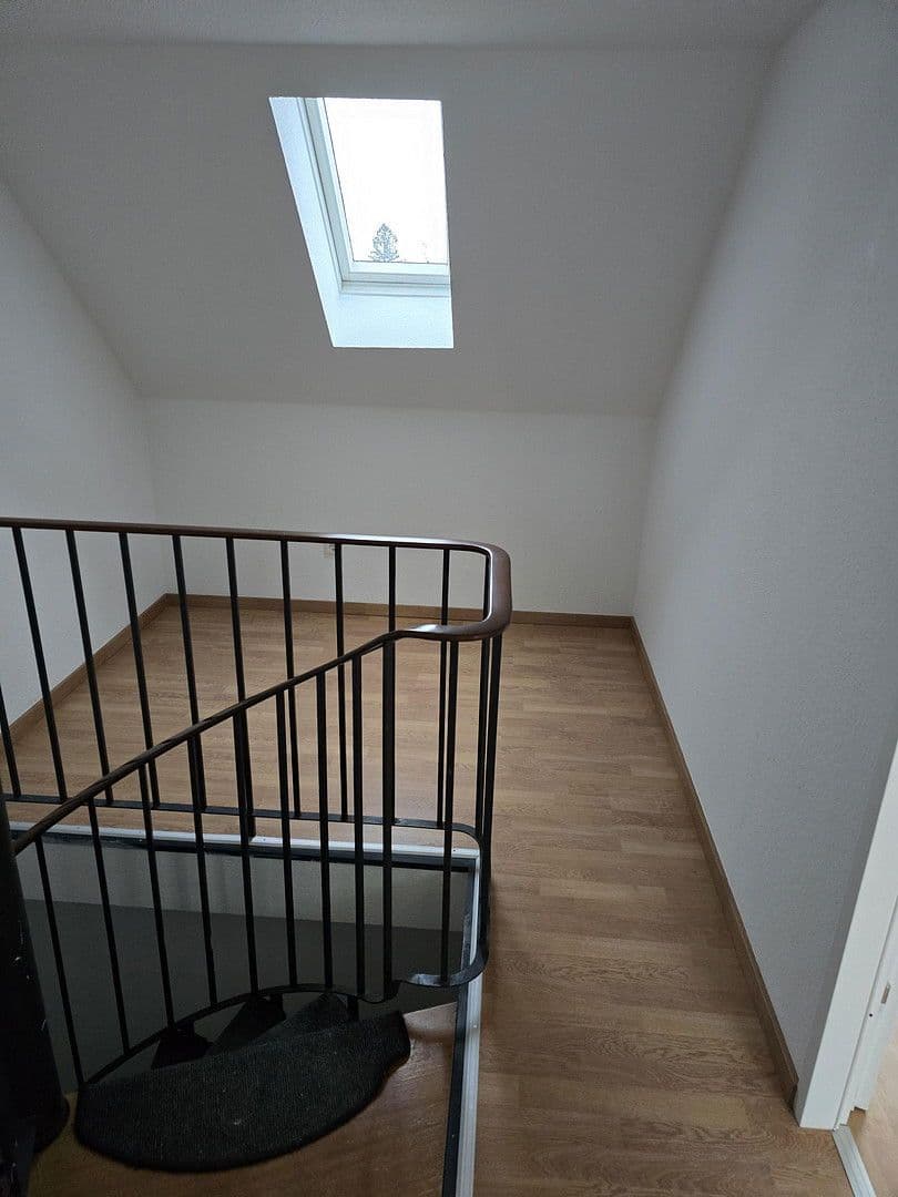 Pronájem bytu 4+1 103 m², Martinstraße 100, Mönchengladbach, Severní Porýní-Vestfálsko Pronájem bytu 4+1 103 m², Martinstraße 100, Mönchengladbach, Severní Porýní-Vestfálsko