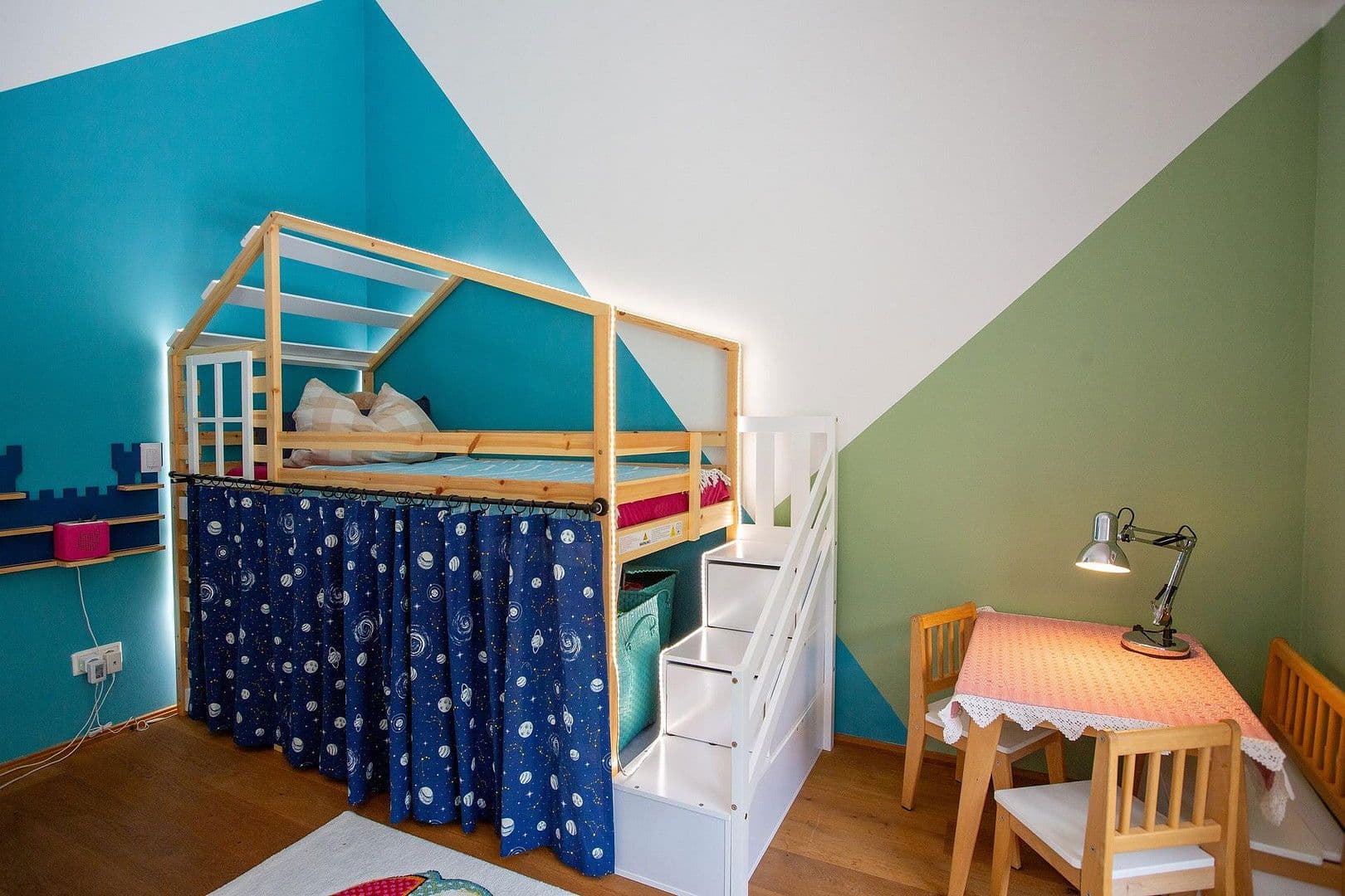 Pronájem domu 174 m², pozemek 500 m², Wörthsee, Bavorsko Pronájem domu 174 m², pozemek 500 m², Wörthsee, Bavorsko