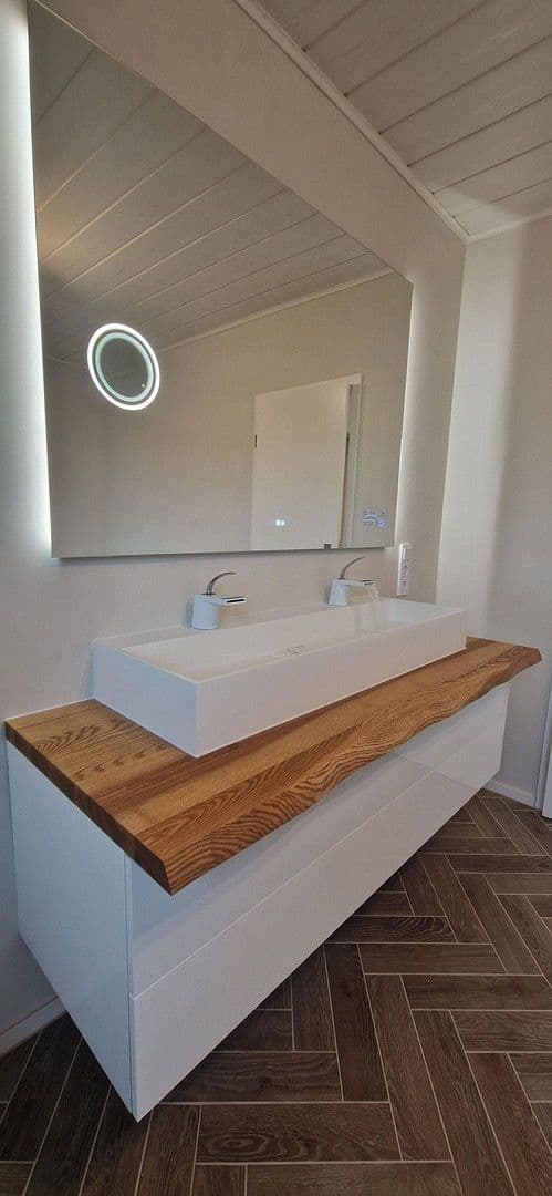 Pronájem bytu 3+kk 112 m², Rielasingen-Worblingen, Bádensko-Württembersko Pronájem bytu 3+kk 112 m², Rielasingen-Worblingen, Bádensko-Württembersko