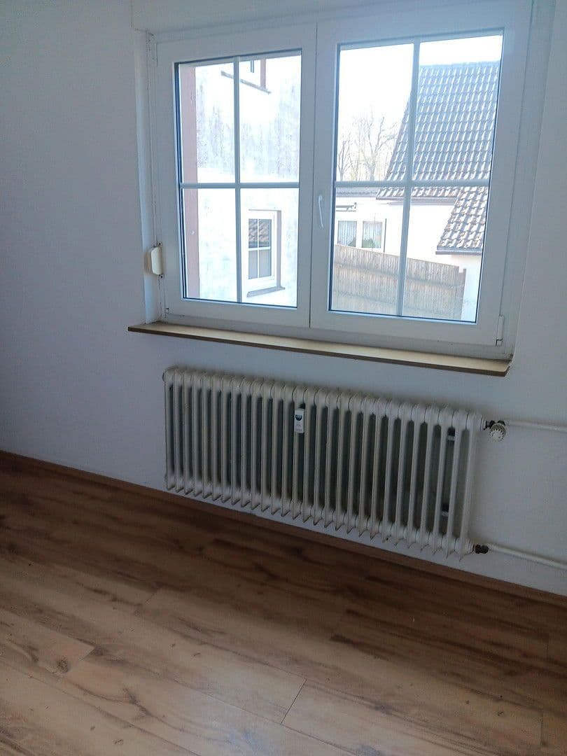 Prodej domu 180 m², pozemek 600 m², Am Pfaffenbusch 4, Ottrau, Hessen Prodej domu 180 m², pozemek 600 m², Am Pfaffenbusch 4, Ottrau, Hessen