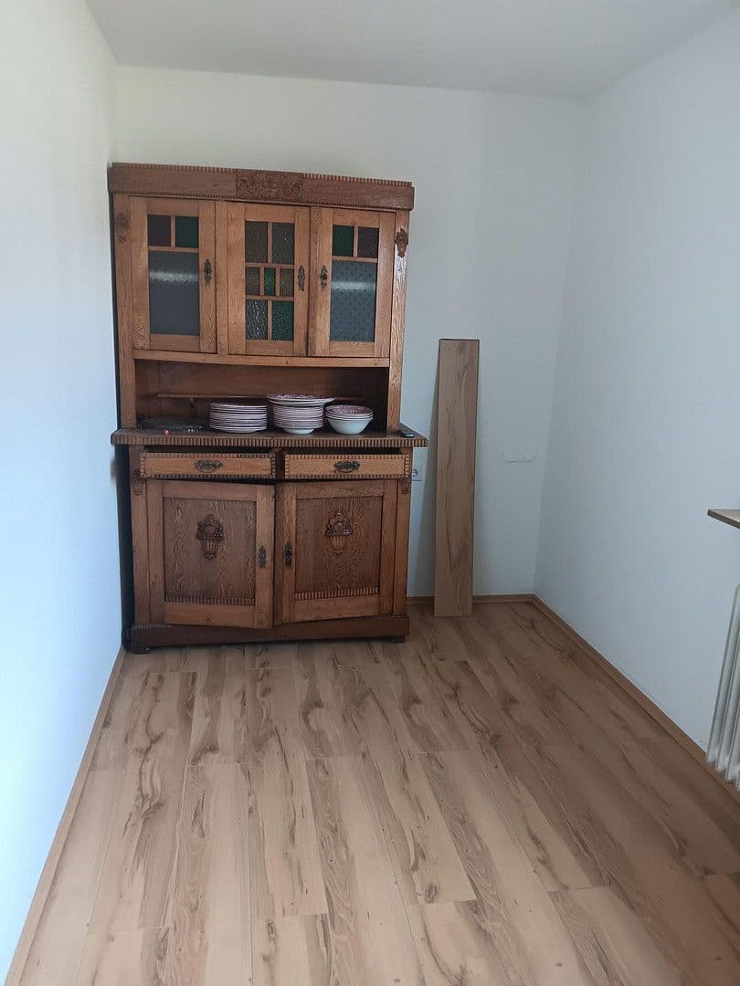 Prodej domu 180 m², pozemek 600 m², Am Pfaffenbusch 4, Ottrau, Hessen Prodej domu 180 m², pozemek 600 m², Am Pfaffenbusch 4, Ottrau, Hessen