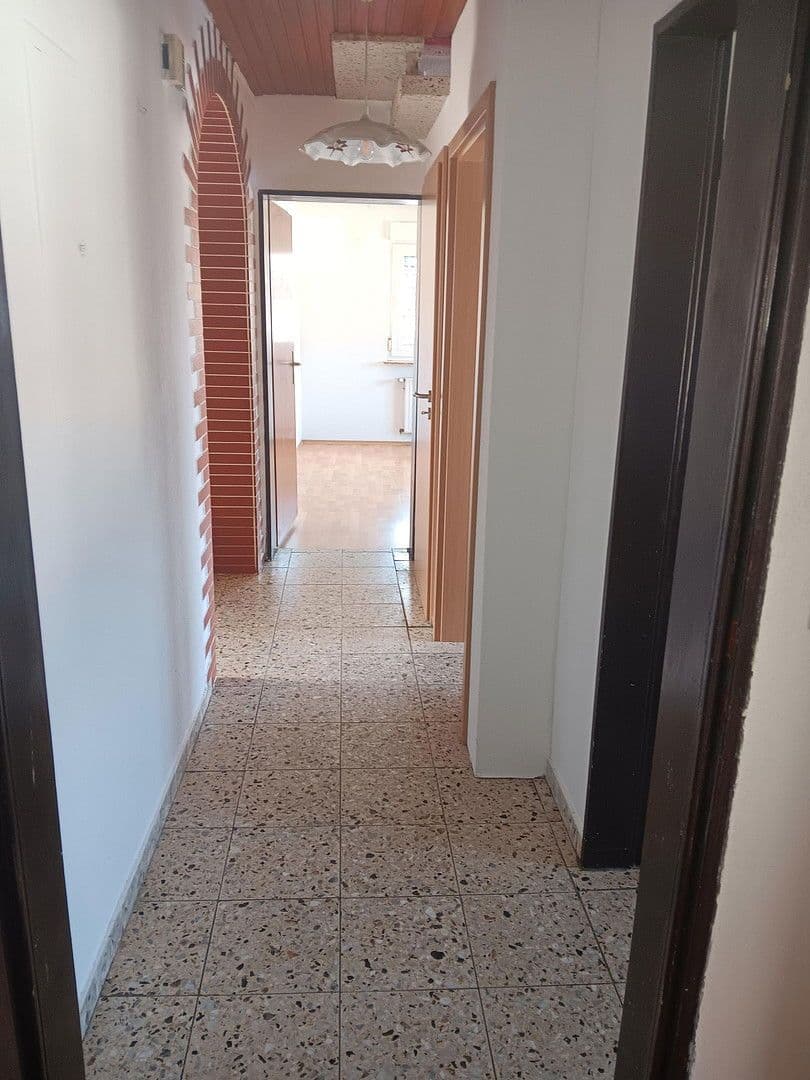 Prodej domu 180 m², pozemek 600 m², Am Pfaffenbusch 4, Ottrau, Hessen Prodej domu 180 m², pozemek 600 m², Am Pfaffenbusch 4, Ottrau, Hessen