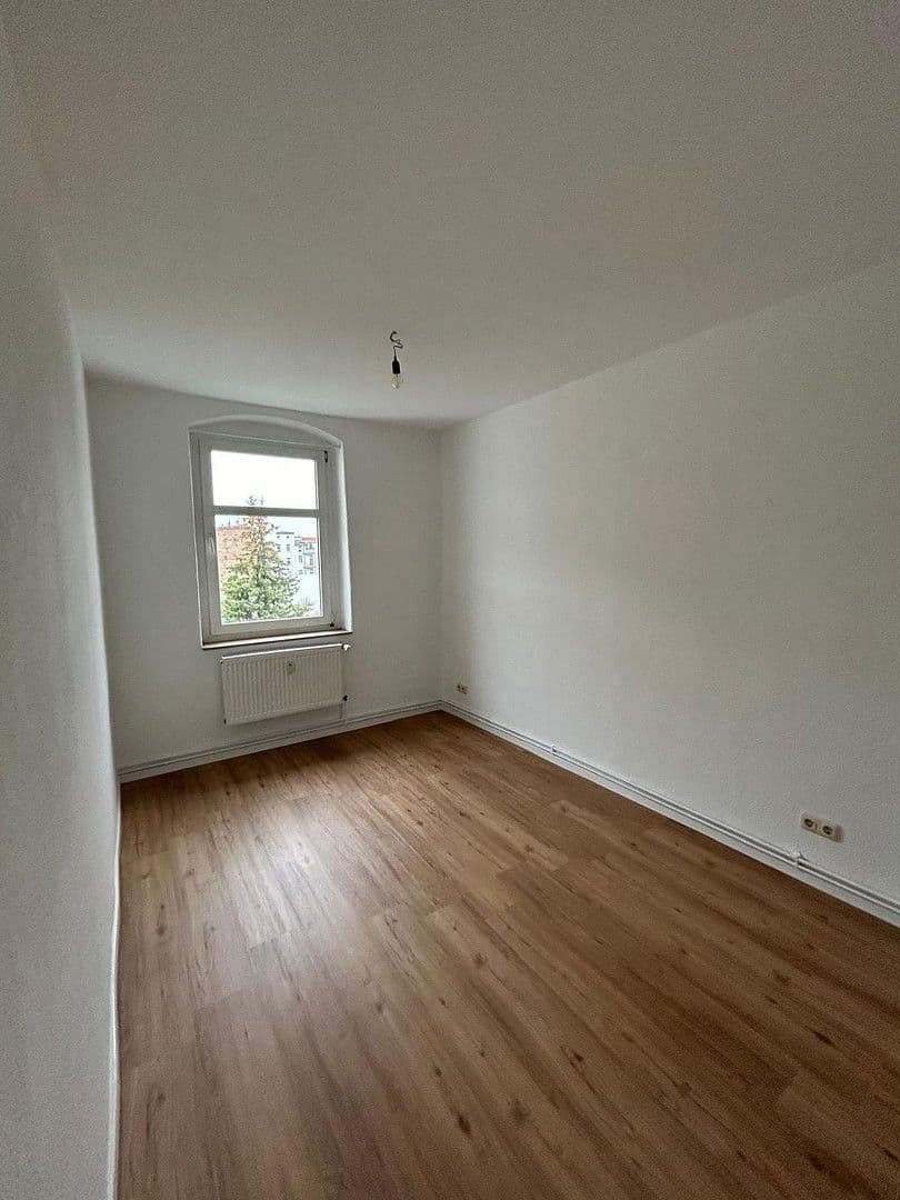 Pronájem bytu 2+1 49 m², Magdeburg, Sasko-Anhaltsko Pronájem bytu 2+1 49 m², Magdeburg, Sasko-Anhaltsko