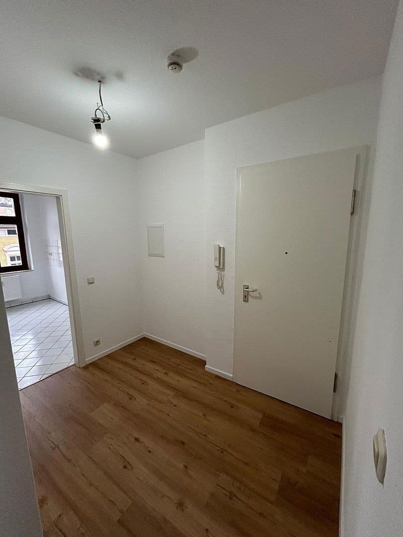 Pronájem bytu 2+1 49 m², Magdeburg, Sasko-Anhaltsko Pronájem bytu 2+1 49 m², Magdeburg, Sasko-Anhaltsko