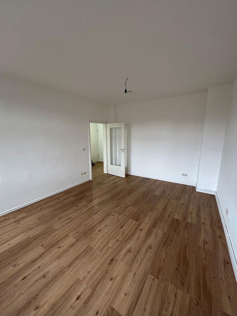Pronájem bytu 2+1 49 m², Magdeburg, Sasko-Anhaltsko Pronájem bytu 2+1 49 m², Magdeburg, Sasko-Anhaltsko