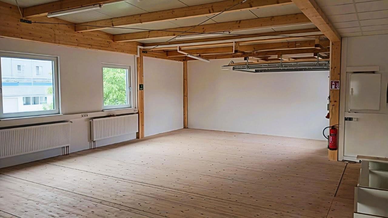 Pronájem nebytového prostoru 130 m², Auf der Höhe 9, Kernen im Remstal, Bádensko-Württembersko Pronájem nebytového prostoru 130 m², Auf der Höhe 9, Kernen im Remstal, Bádensko-Württembersko
