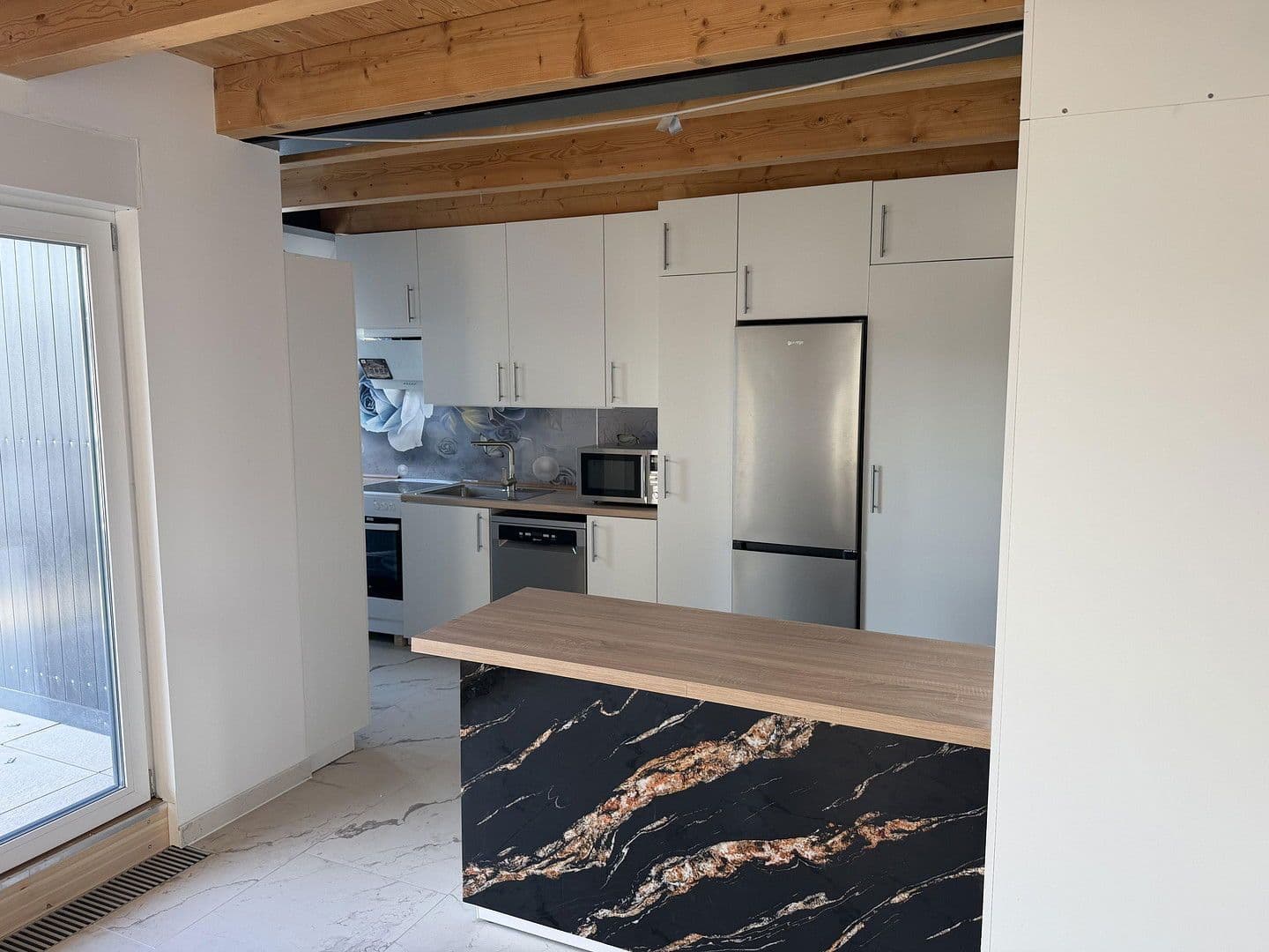 Pronájem bytu 4+1 111 m², Küfersteig 2, Berlin, Berlín Pronájem bytu 4+1 111 m², Küfersteig 2, Berlin, Berlín