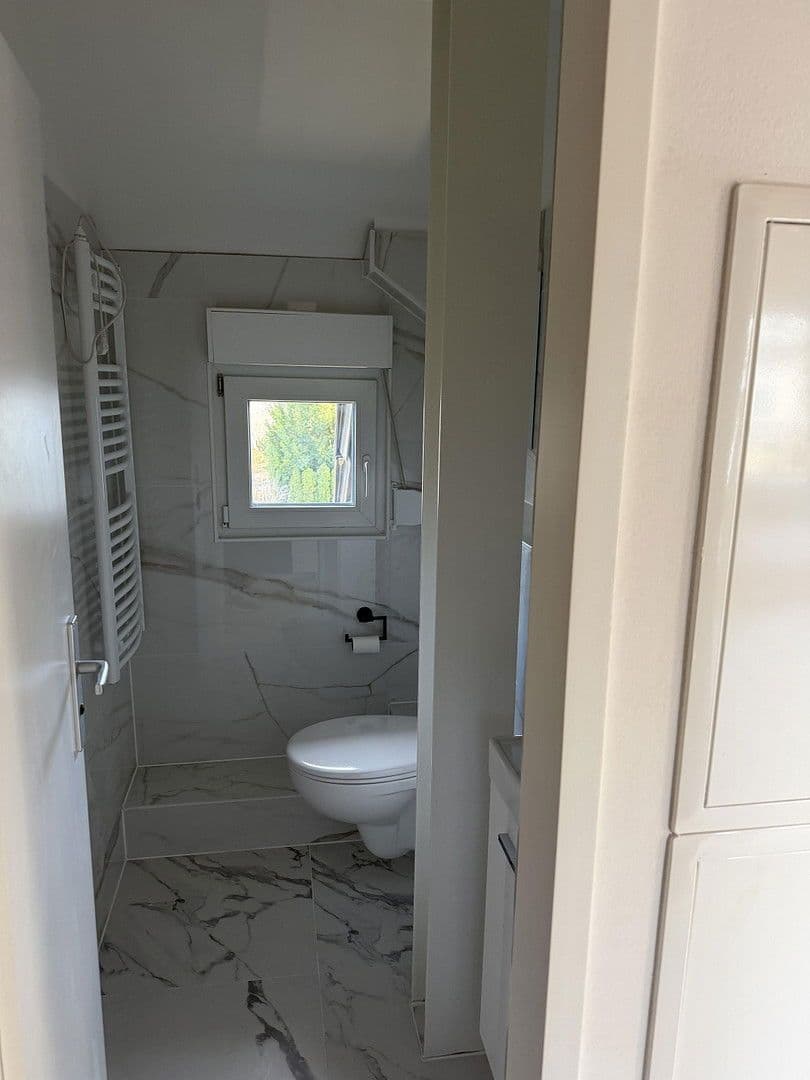 Pronájem bytu 4+1 111 m², Küfersteig 2, Berlin, Berlín Pronájem bytu 4+1 111 m², Küfersteig 2, Berlin, Berlín