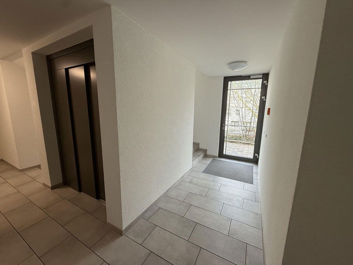 Pronájem bytu 2+1 55 m², Im Hohen Rain 1, Waiblingen, Bádensko-Württembersko Pronájem bytu 2+1 55 m², Im Hohen Rain 1, Waiblingen, Bádensko-Württembersko