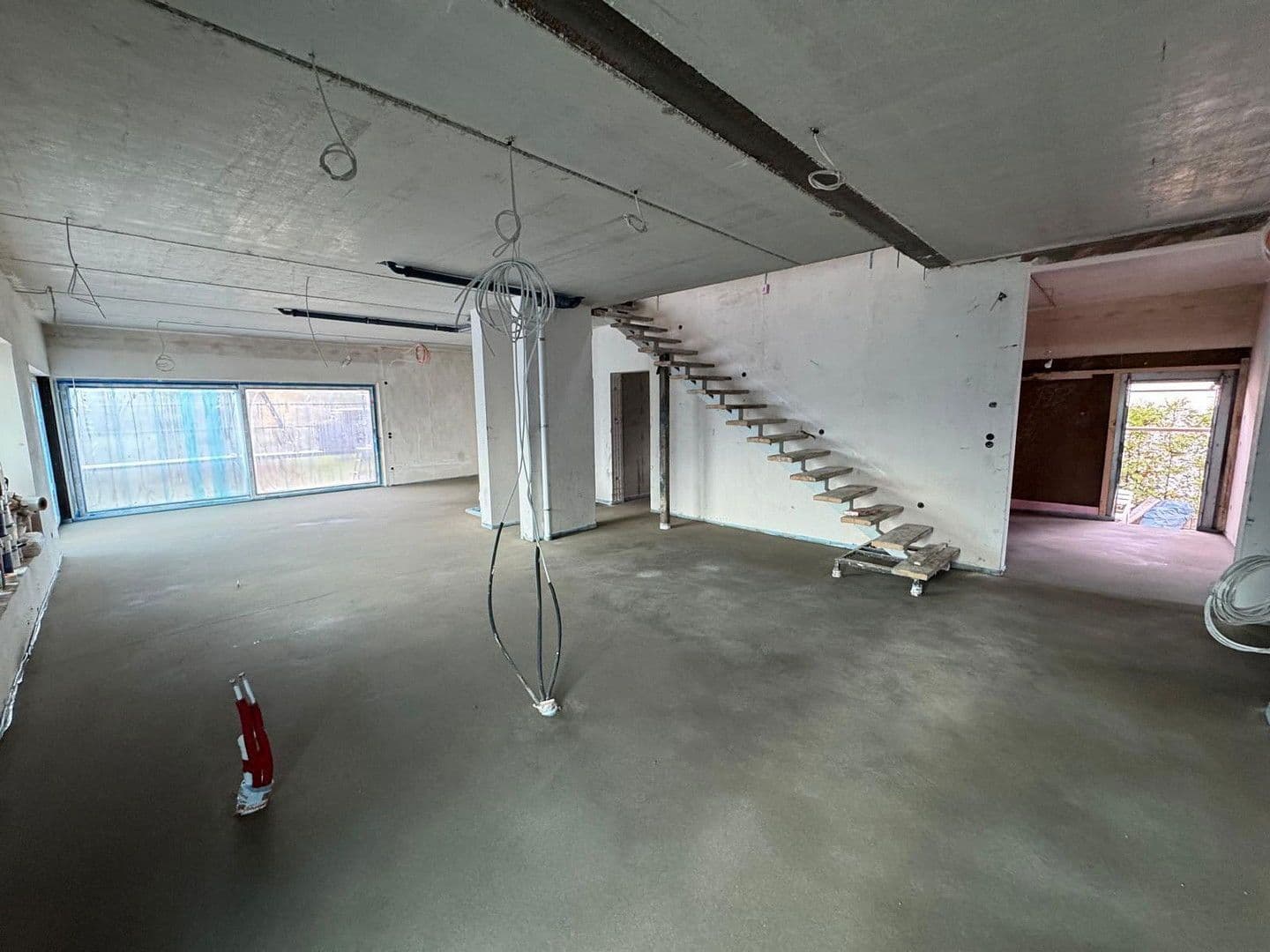 Prodej domu 341 m², pozemek 741 m², Rödermark, Hessen Prodej domu 341 m², pozemek 741 m², Rödermark, Hessen