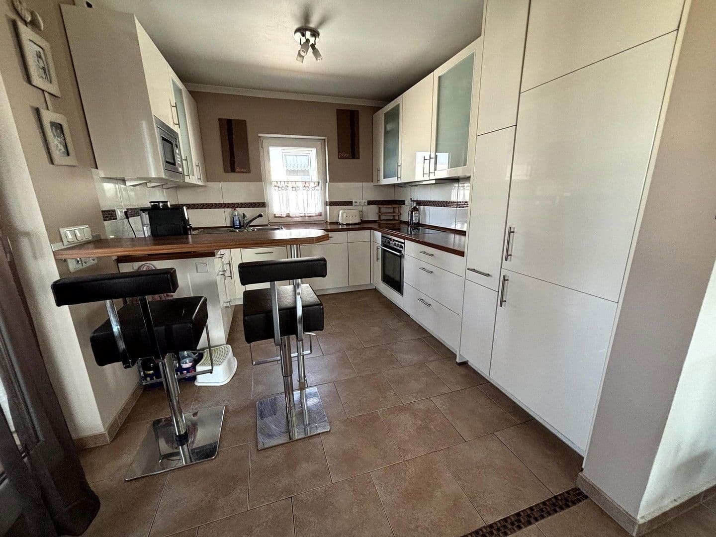 Prodej domu 230 m², pozemek 454 m², Odenwaldstr. 13, Obertshausen, Hessen Prodej domu 230 m², pozemek 454 m², Odenwaldstr. 13, Obertshausen, Hessen