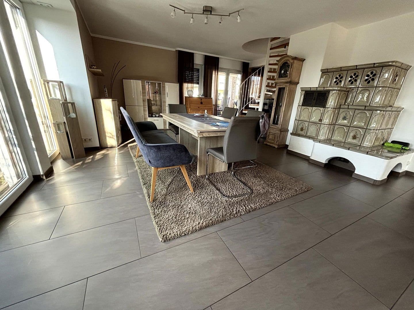 Prodej domu 230 m², pozemek 454 m², Odenwaldstr. 13, Obertshausen, Hessen Prodej domu 230 m², pozemek 454 m², Odenwaldstr. 13, Obertshausen, Hessen