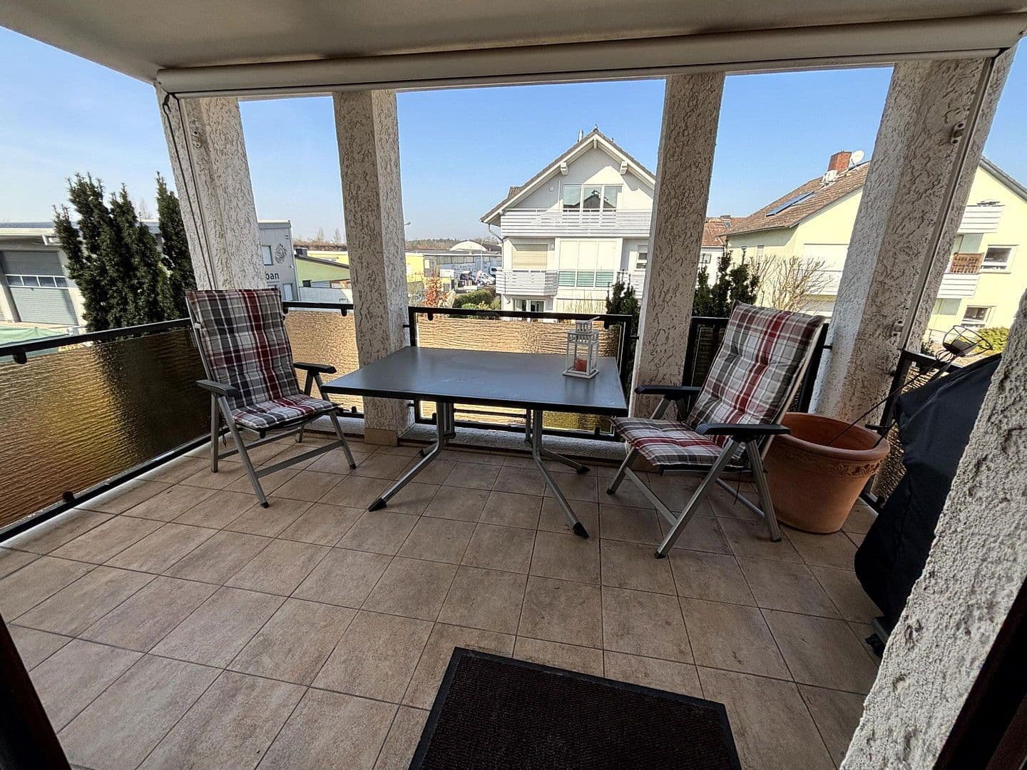 Prodej domu 230 m², pozemek 454 m², Odenwaldstr. 13, Obertshausen, Hessen Prodej domu 230 m², pozemek 454 m², Odenwaldstr. 13, Obertshausen, Hessen