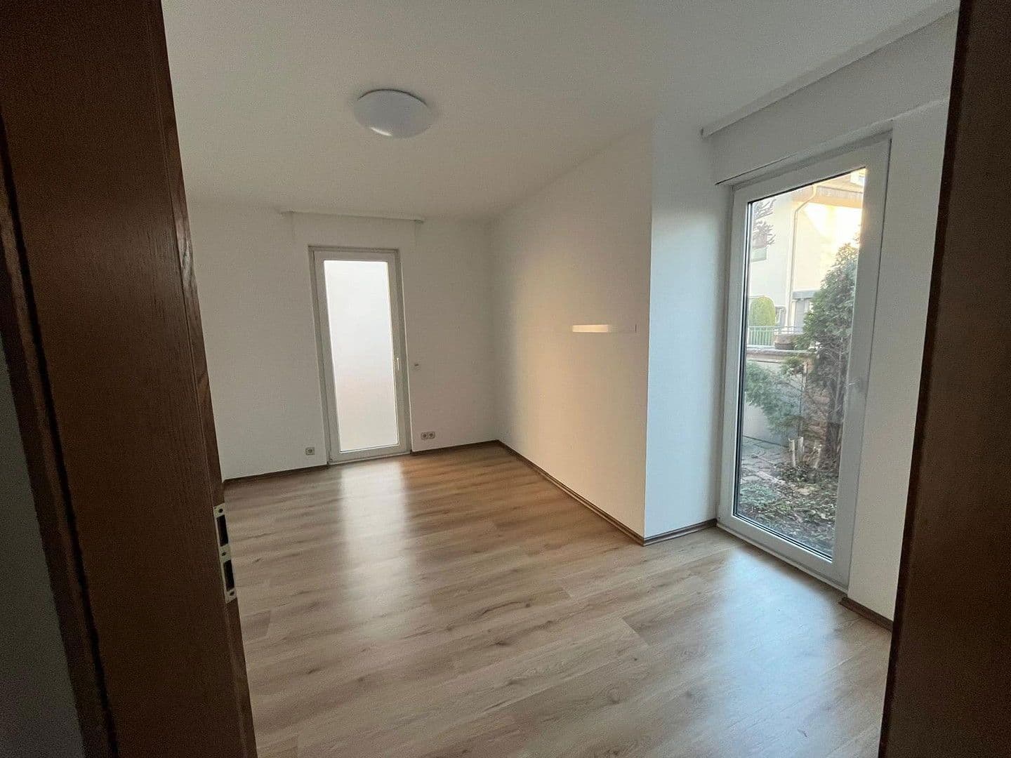 Prodej domu 230 m², pozemek 454 m², Odenwaldstr. 13, Obertshausen, Hessen Prodej domu 230 m², pozemek 454 m², Odenwaldstr. 13, Obertshausen, Hessen