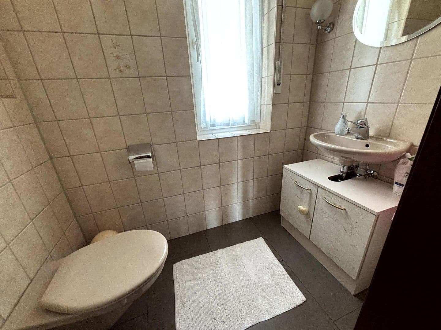 Prodej domu 230 m², pozemek 454 m², Odenwaldstr. 13, Obertshausen, Hessen Prodej domu 230 m², pozemek 454 m², Odenwaldstr. 13, Obertshausen, Hessen