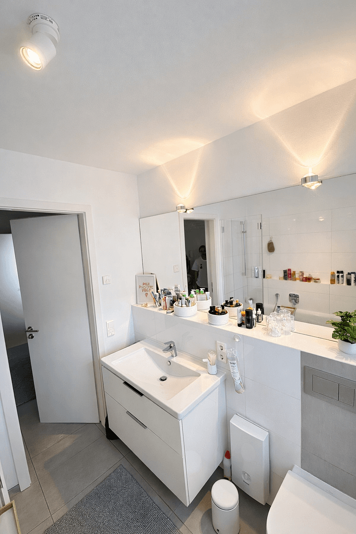 Pronájem bytu 2+1 60 m², Altenhofer Str. 84a, Solingen Wald, Severní Porýní-Vestfálsko Pronájem bytu 2+1 60 m², Altenhofer Str. 84a, Solingen Wald, Severní Porýní-Vestfálsko