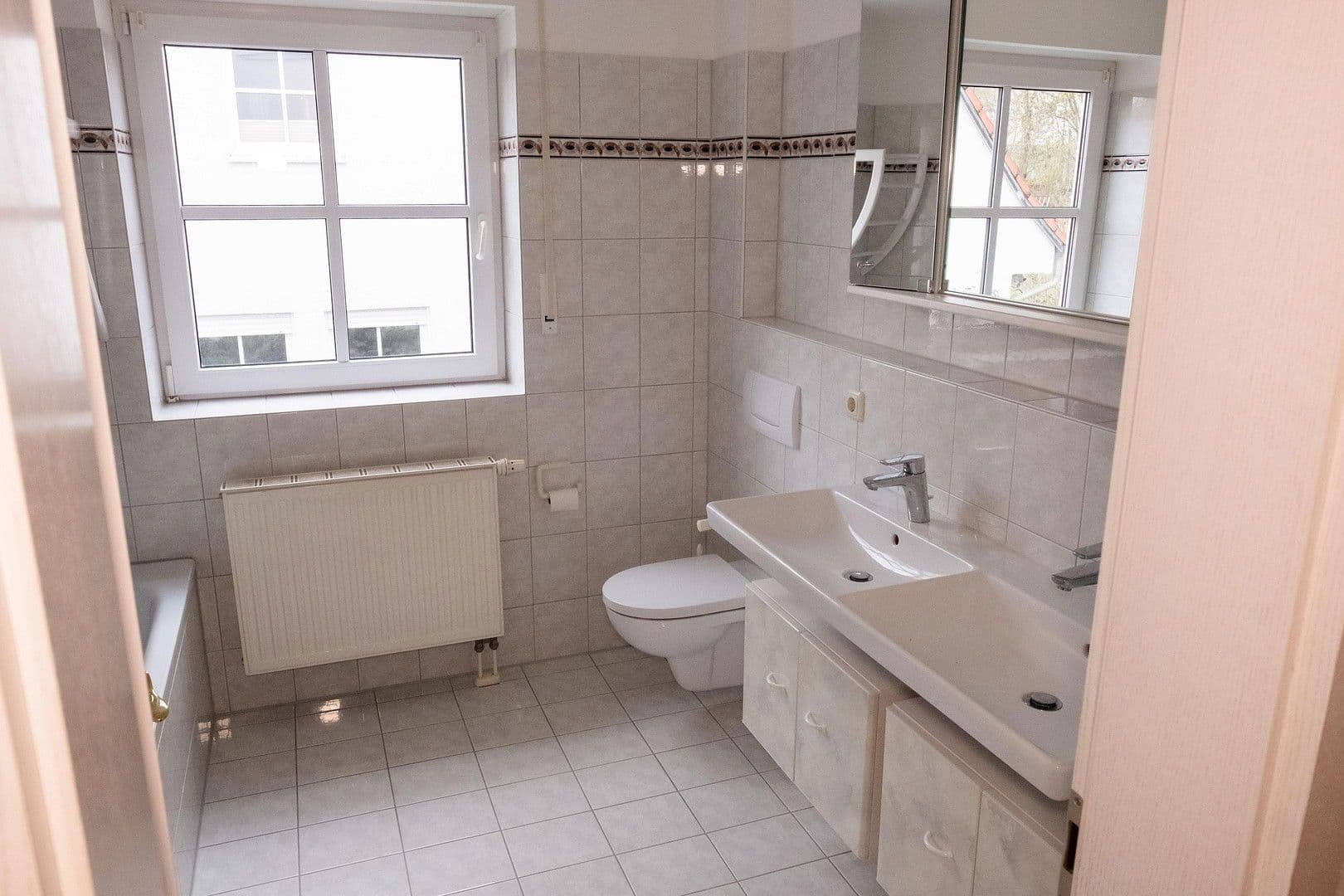 Prodej domu 175 m², pozemek 386 m², Landshut, Bavorsko Prodej domu 175 m², pozemek 386 m², Landshut, Bavorsko