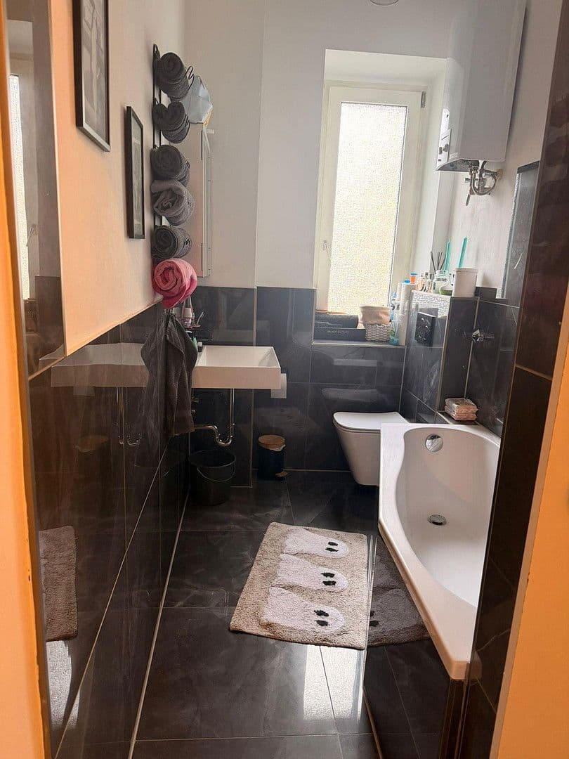 Pronájem bytu 2+1 60 m², Roßststraße 87, Düsseldorf, Severní Porýní-Vestfálsko Pronájem bytu 2+1 60 m², Roßststraße 87, Düsseldorf, Severní Porýní-Vestfálsko