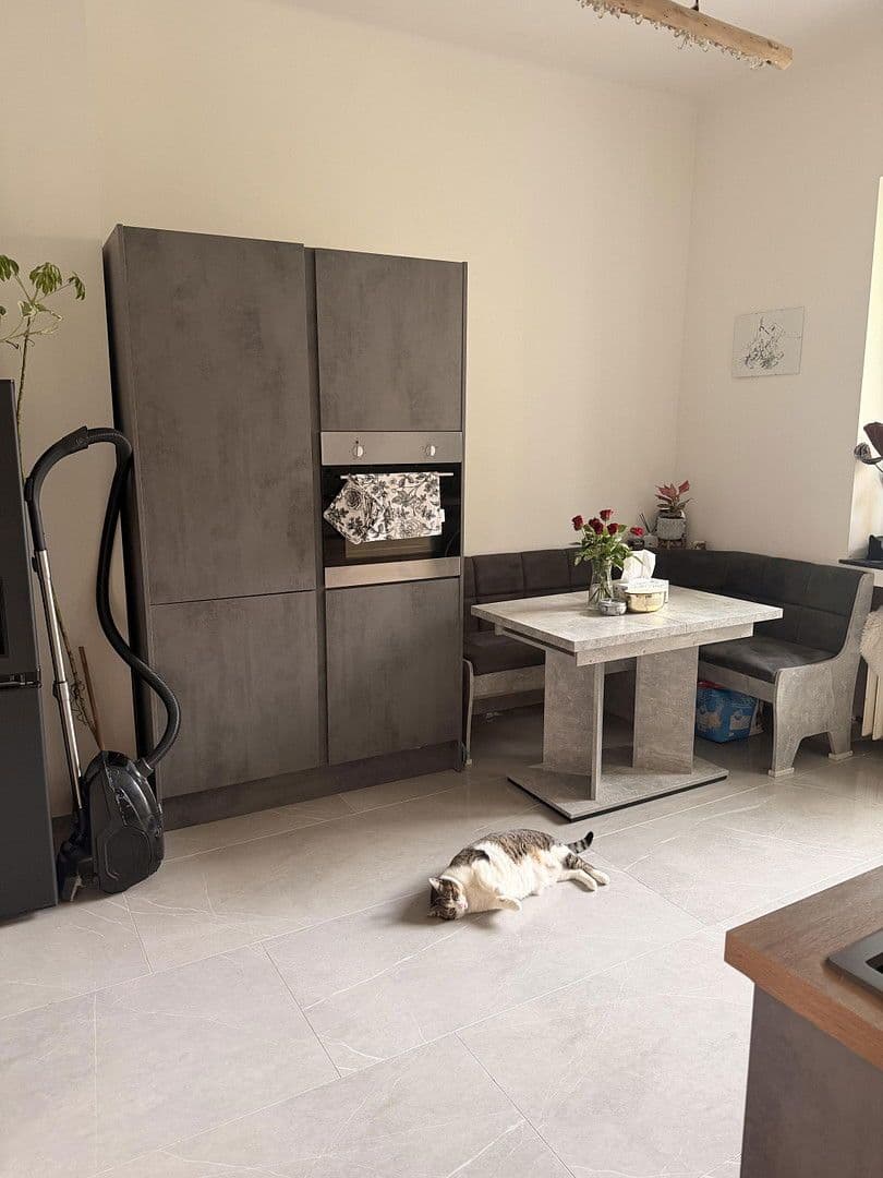 Pronájem bytu 2+1 60 m², Roßststraße 87, Düsseldorf, Severní Porýní-Vestfálsko Pronájem bytu 2+1 60 m², Roßststraße 87, Düsseldorf, Severní Porýní-Vestfálsko