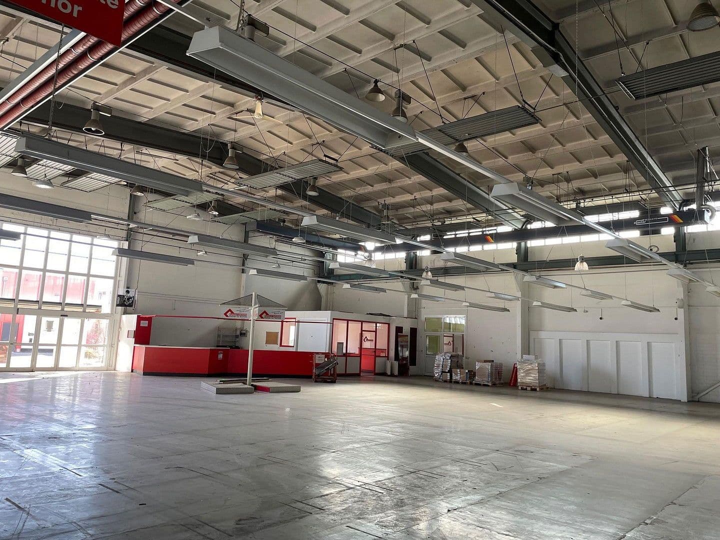 Pronájem nebytového prostoru 1.150 m², Hagenow, Mecklenburg-Vorpommern Pronájem nebytového prostoru 1.150 m², Hagenow, Mecklenburg-Vorpommern