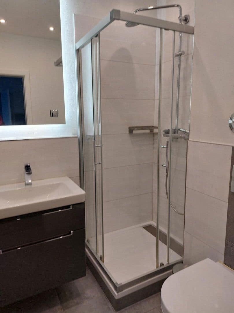 Pronájem bytu 2+1 40 m², Ludwigshafen, Porýní-Falc Pronájem bytu 2+1 40 m², Ludwigshafen, Porýní-Falc