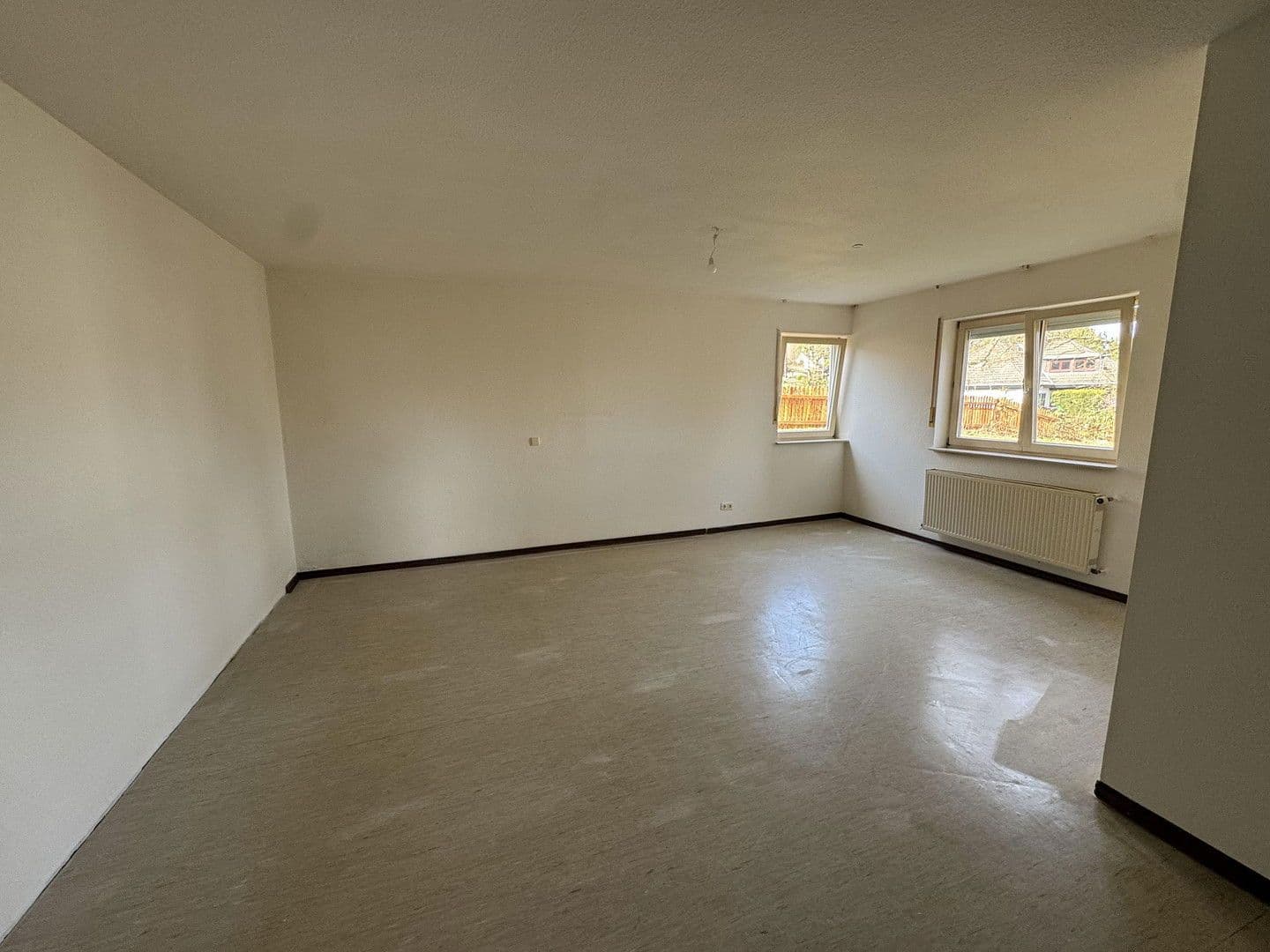 Pronájem bytu 3+1 87 m², Auf der Rute 8, Langgöns, Hessen Pronájem bytu 3+1 87 m², Auf der Rute 8, Langgöns, Hessen
