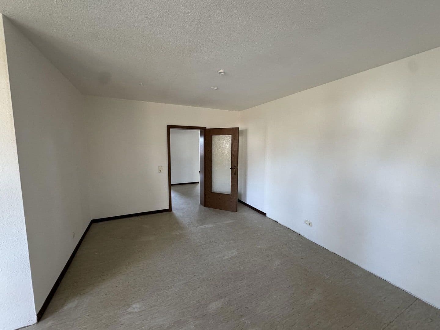 Pronájem bytu 3+1 87 m², Auf der Rute 8, Langgöns, Hessen Pronájem bytu 3+1 87 m², Auf der Rute 8, Langgöns, Hessen