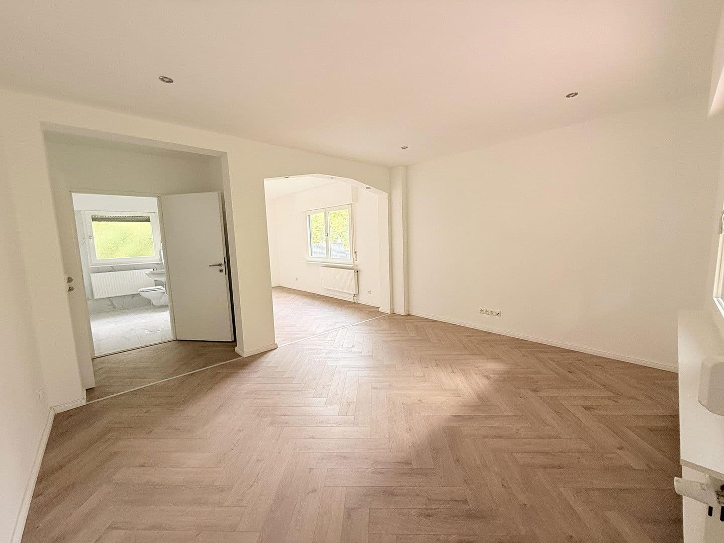 Prodej domu 240 m², pozemek 840 m², Oelmühler Straße 15, Hagen, Severní Porýní-Vestfálsko Prodej domu 240 m², pozemek 840 m², Oelmühler Straße 15, Hagen, Severní Porýní-Vestfálsko