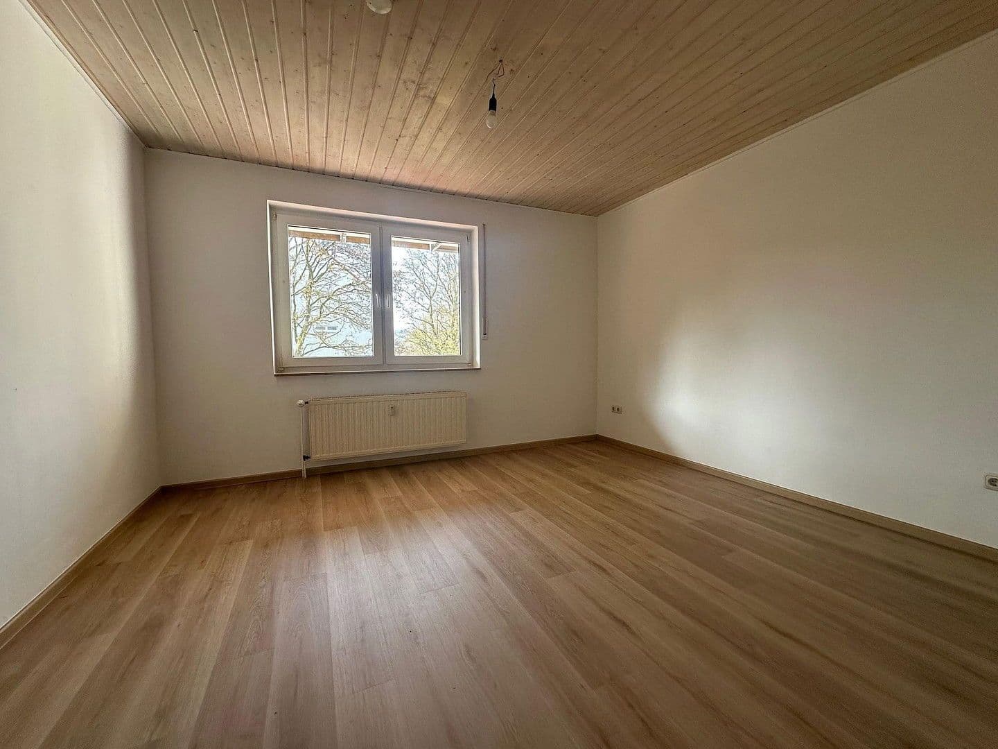 Pronájem bytu 2+1 59 m², Carl-Diem-Straße 36, Neuenrade, Severní Porýní-Vestfálsko Pronájem bytu 2+1 59 m², Carl-Diem-Straße 36, Neuenrade, Severní Porýní-Vestfálsko