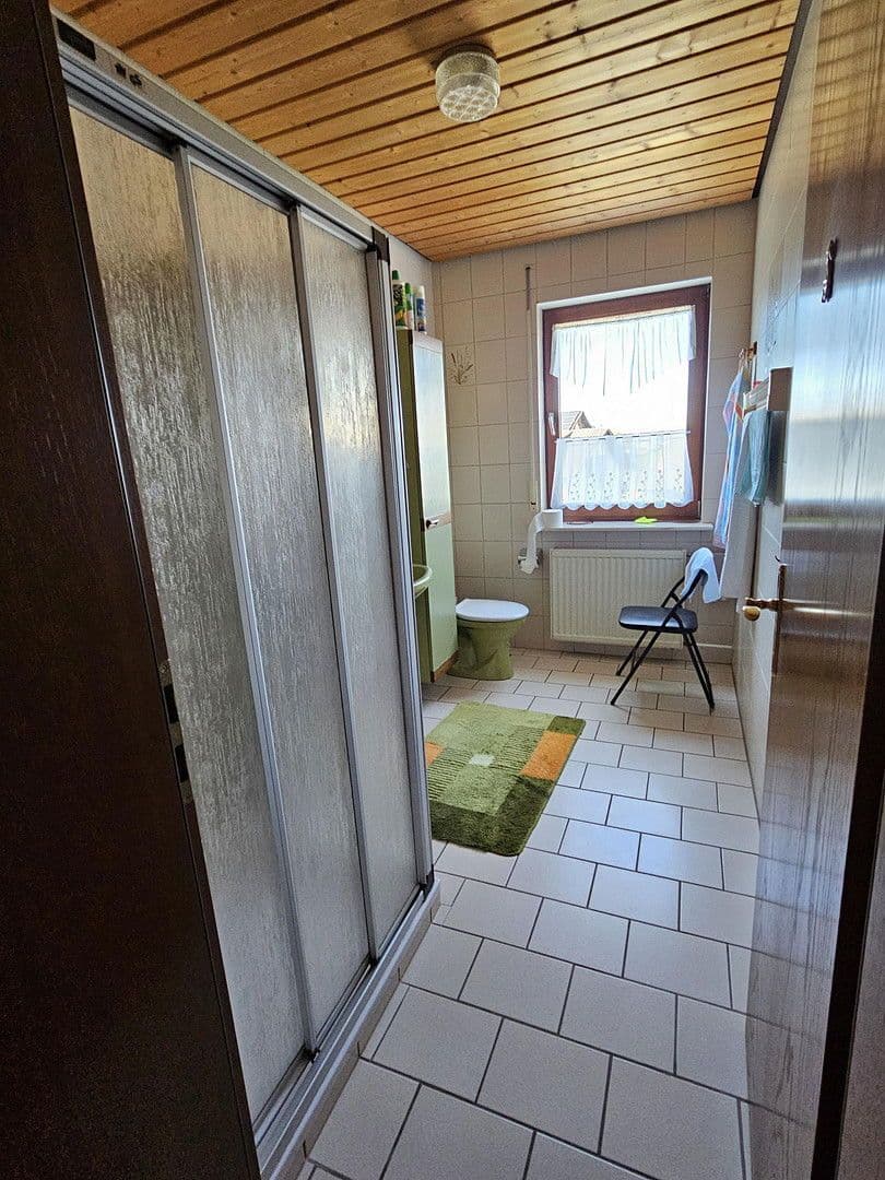 Prodej domu 190 m², pozemek 1.263 m², Frielendorf, Hessen Prodej domu 190 m², pozemek 1.263 m², Frielendorf, Hessen