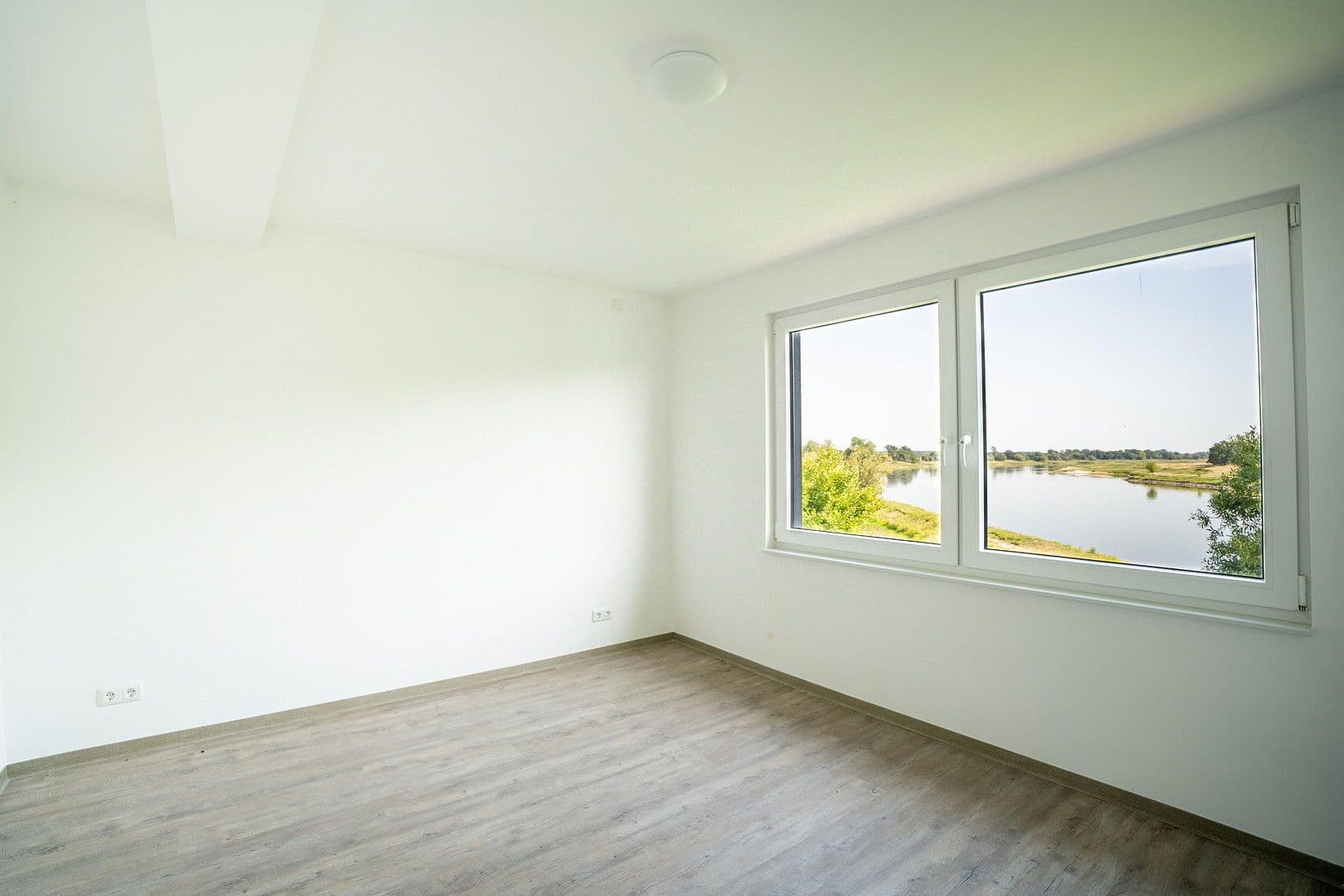 Prodej domu 238 m², pozemek 1.866 m², Zerbst/Anhalt, Sasko-Anhaltsko Prodej domu 238 m², pozemek 1.866 m², Zerbst/Anhalt, Sasko-Anhaltsko