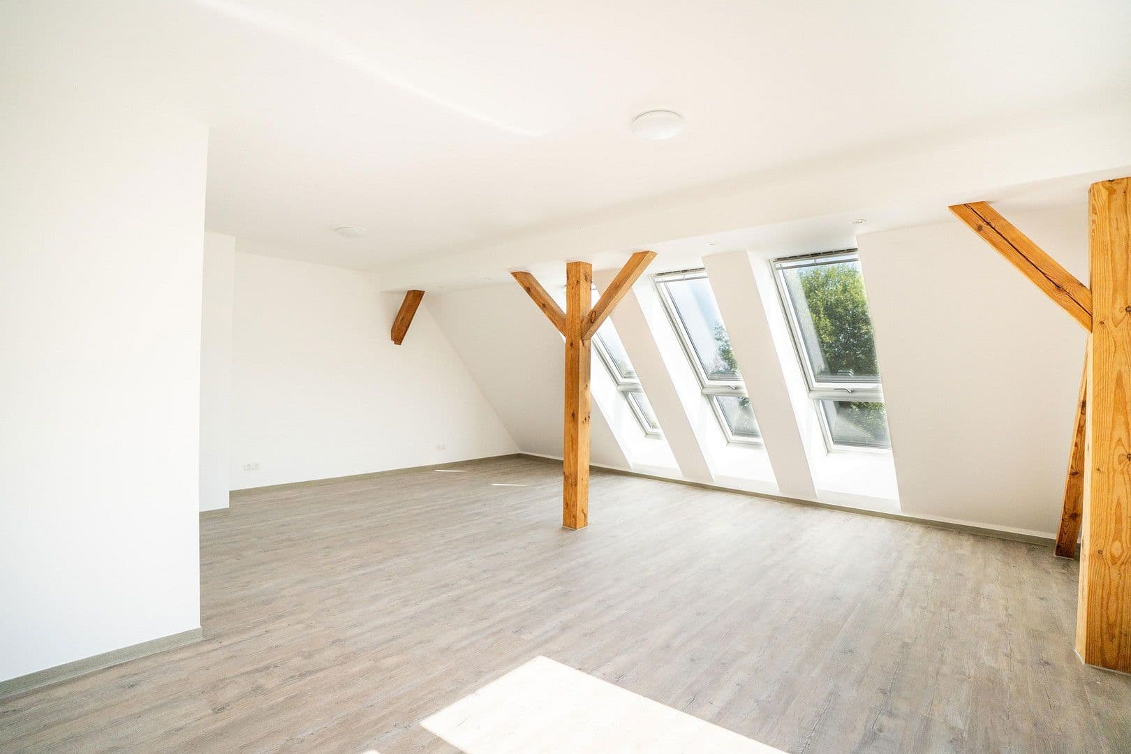 Prodej domu 238 m², pozemek 1.866 m², Zerbst/Anhalt, Sasko-Anhaltsko Prodej domu 238 m², pozemek 1.866 m², Zerbst/Anhalt, Sasko-Anhaltsko