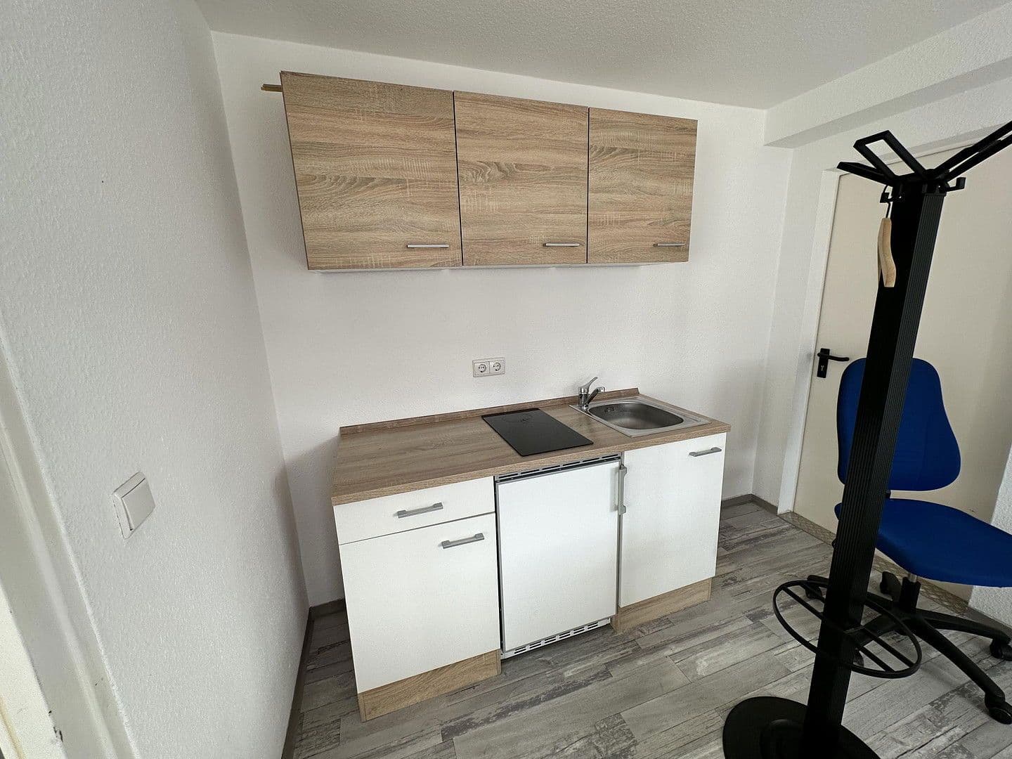 Pronájem nebytového prostoru 588 m², Mühllach 11, Röthenbach an der Pegnitz, Bavorsko Pronájem nebytového prostoru 588 m², Mühllach 11, Röthenbach an der Pegnitz, Bavorsko