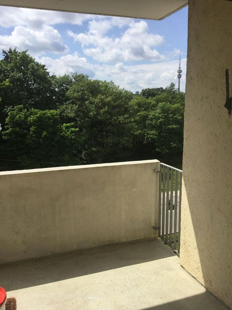 Pronájem bytu 1+kk 36 m², Belgradstr. 66, München, Bavorsko Pronájem bytu 1+kk 36 m², Belgradstr. 66, München, Bavorsko