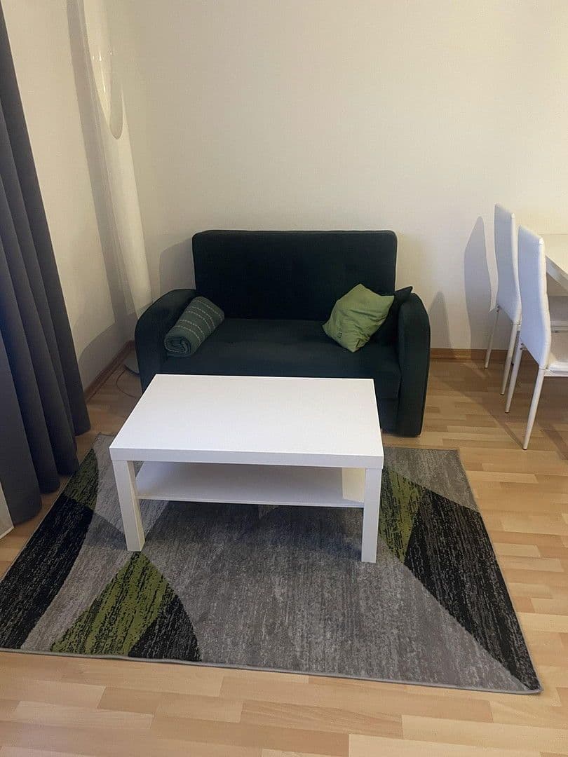 Pronájem bytu 1+kk 36 m², Belgradstr. 66, München, Bavorsko Pronájem bytu 1+kk 36 m², Belgradstr. 66, München, Bavorsko