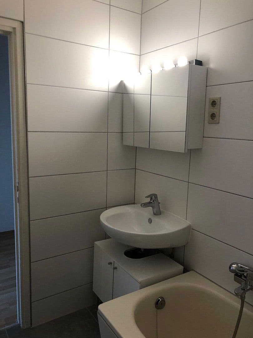 Pronájem bytu 1+kk 36 m², Belgradstr. 66, München, Bavorsko Pronájem bytu 1+kk 36 m², Belgradstr. 66, München, Bavorsko