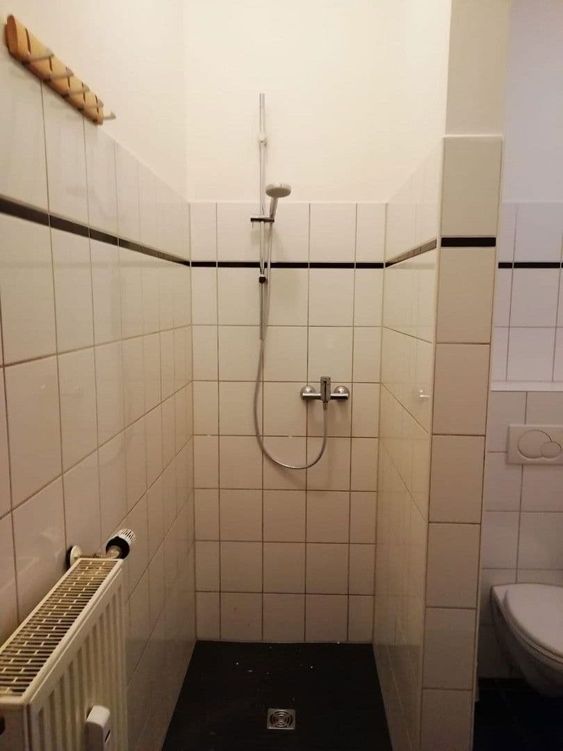 Pronájem bytu 2+1 92 m², Rheinstr. 16, Krefeld, Severní Porýní-Vestfálsko Pronájem bytu 2+1 92 m², Rheinstr. 16, Krefeld, Severní Porýní-Vestfálsko