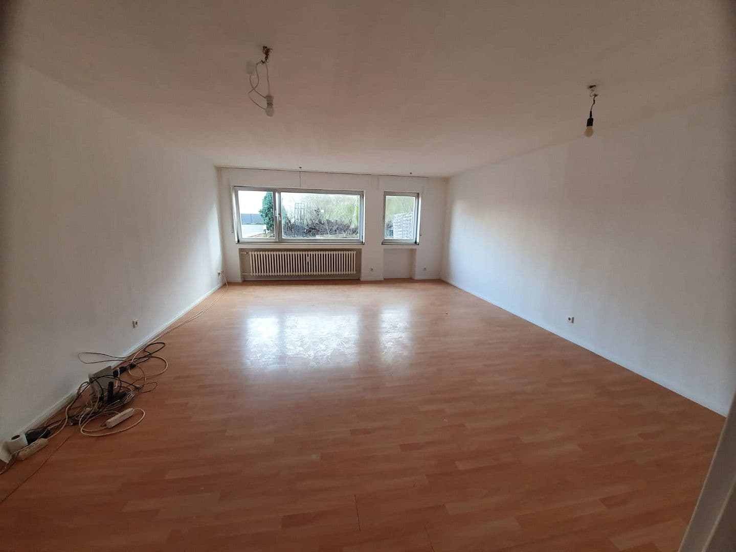 Pronájem bytu 2+1 92 m², Rheinstr. 16, Krefeld, Severní Porýní-Vestfálsko Pronájem bytu 2+1 92 m², Rheinstr. 16, Krefeld, Severní Porýní-Vestfálsko