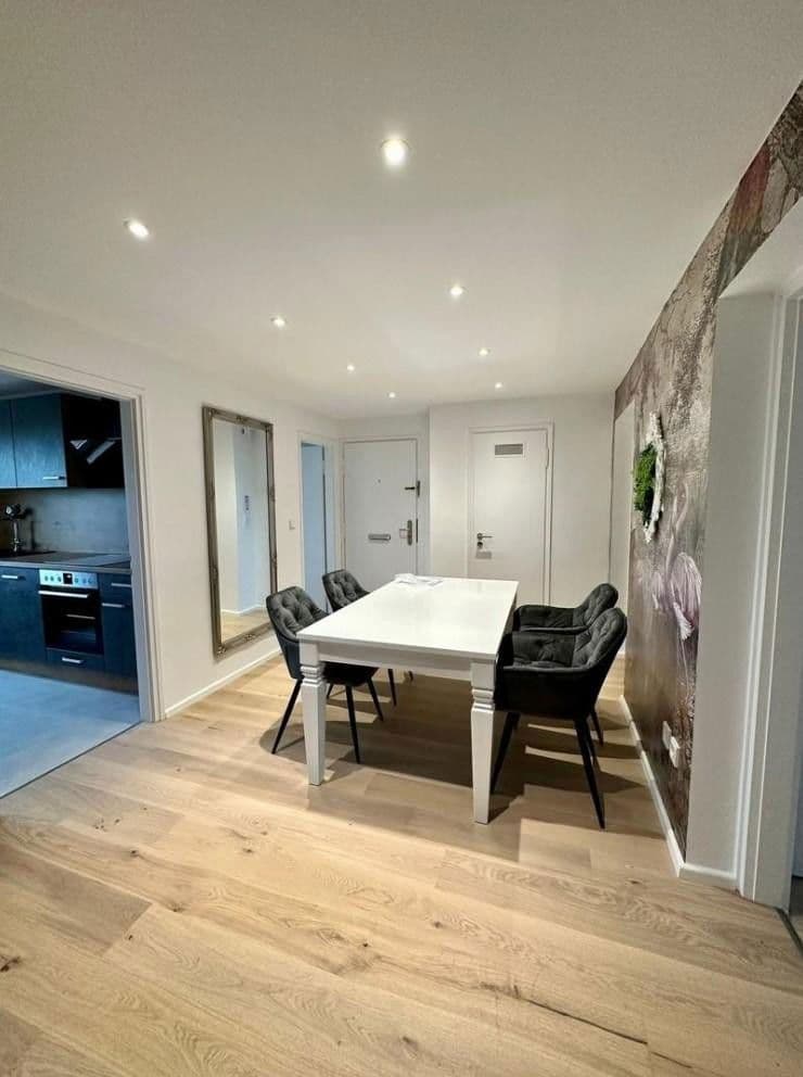 Pronájem bytu 20 m², Eduard-Spranger-Str. 24, München, Bavorsko Pronájem bytu 20 m², Eduard-Spranger-Str. 24, München, Bavorsko