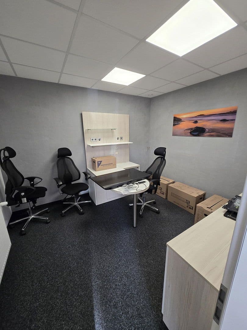 Pronájem nebytového prostoru 280 m², Viersener Straße 240, Mönchengladbach, Severní Porýní-Vestfálsko Pronájem nebytového prostoru 280 m², Viersener Straße 240, Mönchengladbach, Severní Porýní-Vestfálsko