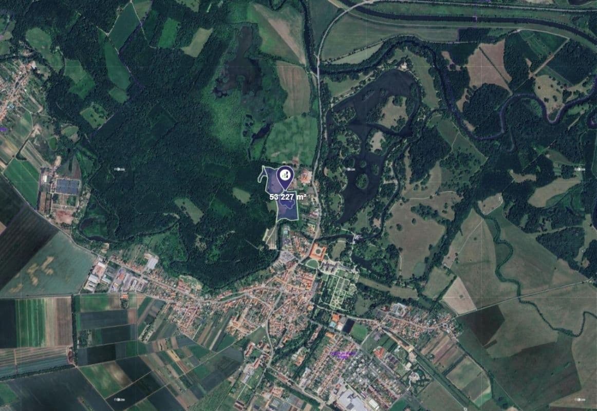Prodej pozemku 53.227 m², Lednice, Jihomoravský kraj Prodej pozemku 53.227 m², Lednice, Jihomoravský kraj