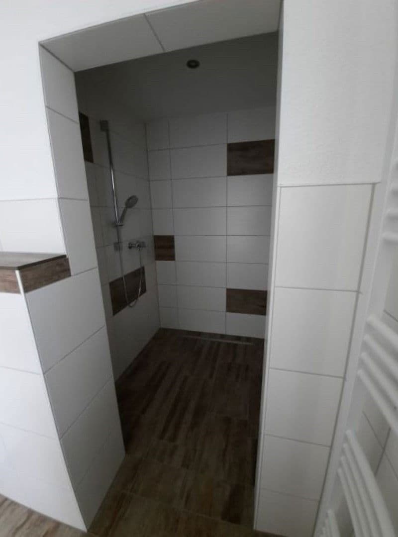 Pronájem bytu 4+1 116 m², August-Bebel-Straße 41, Oppach, Sasko Pronájem bytu 4+1 116 m², August-Bebel-Straße 41, Oppach, Sasko