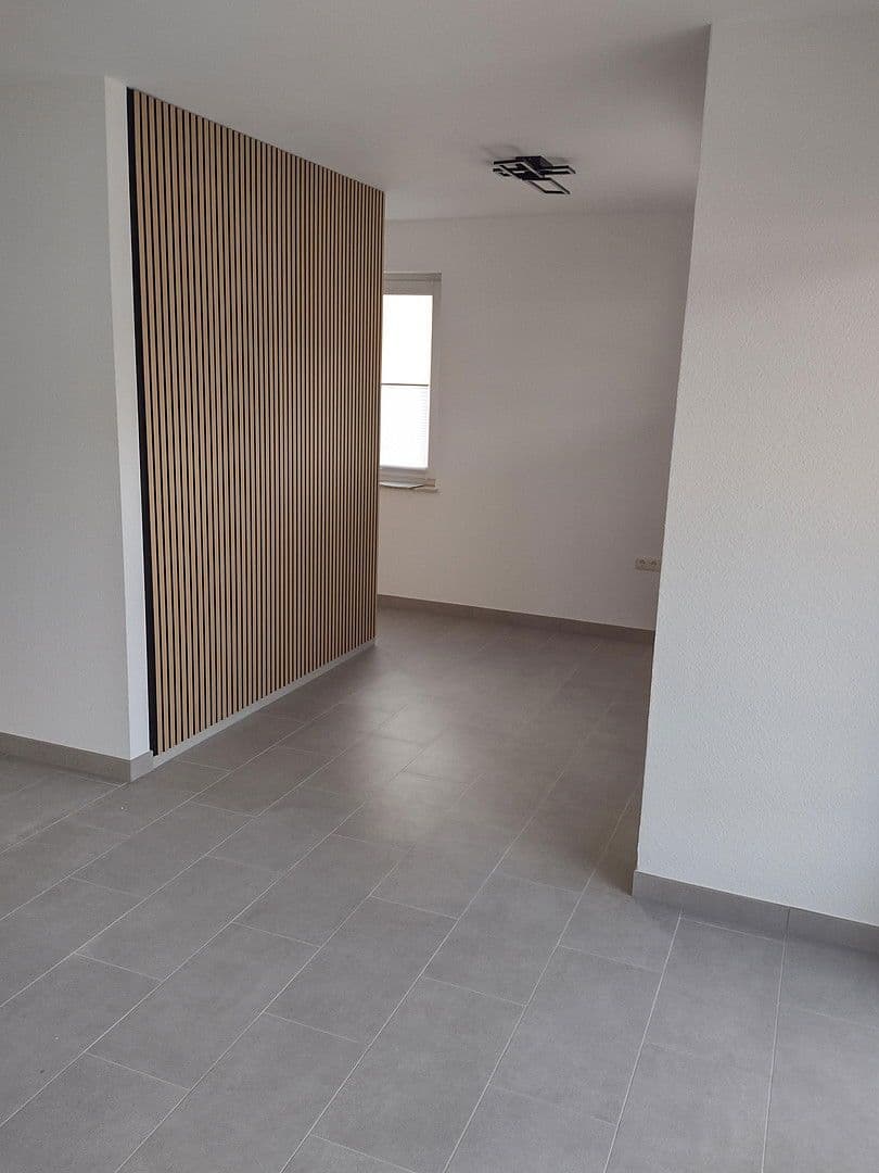 Pronájem bytu 1+kk 56 m², Wiesweg 8, Eltville am Rhein, Hessen Pronájem bytu 1+kk 56 m², Wiesweg 8, Eltville am Rhein, Hessen