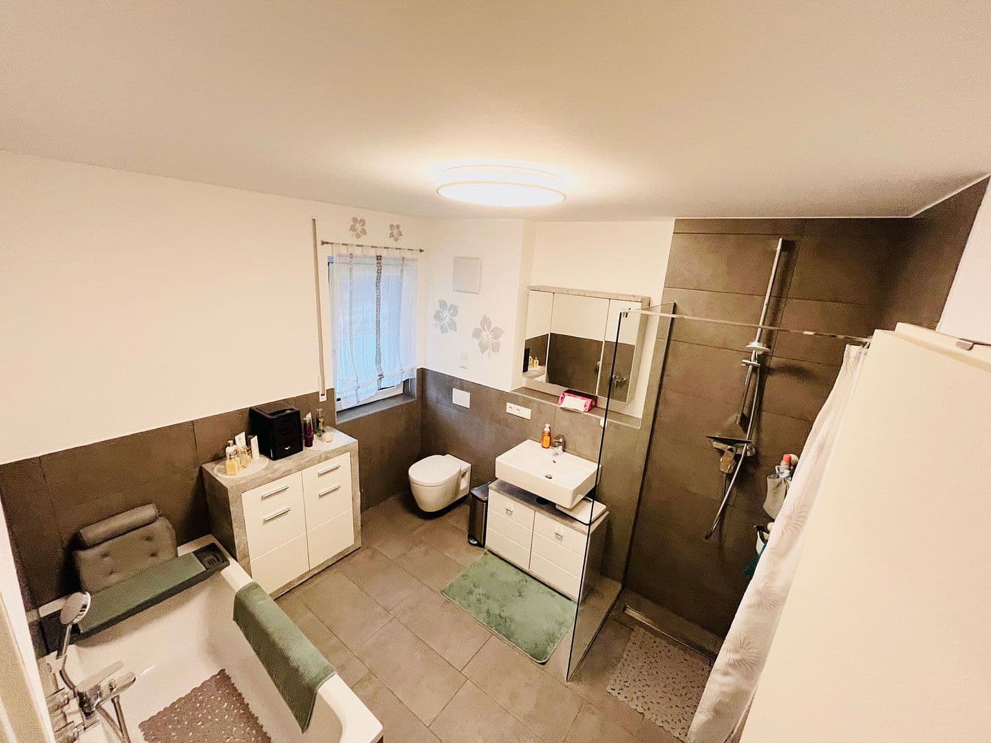 Pronájem bytu 2+1 66 m², Lindlbergstrasse 18a, Parsberg, Bavorsko Pronájem bytu 2+1 66 m², Lindlbergstrasse 18a, Parsberg, Bavorsko