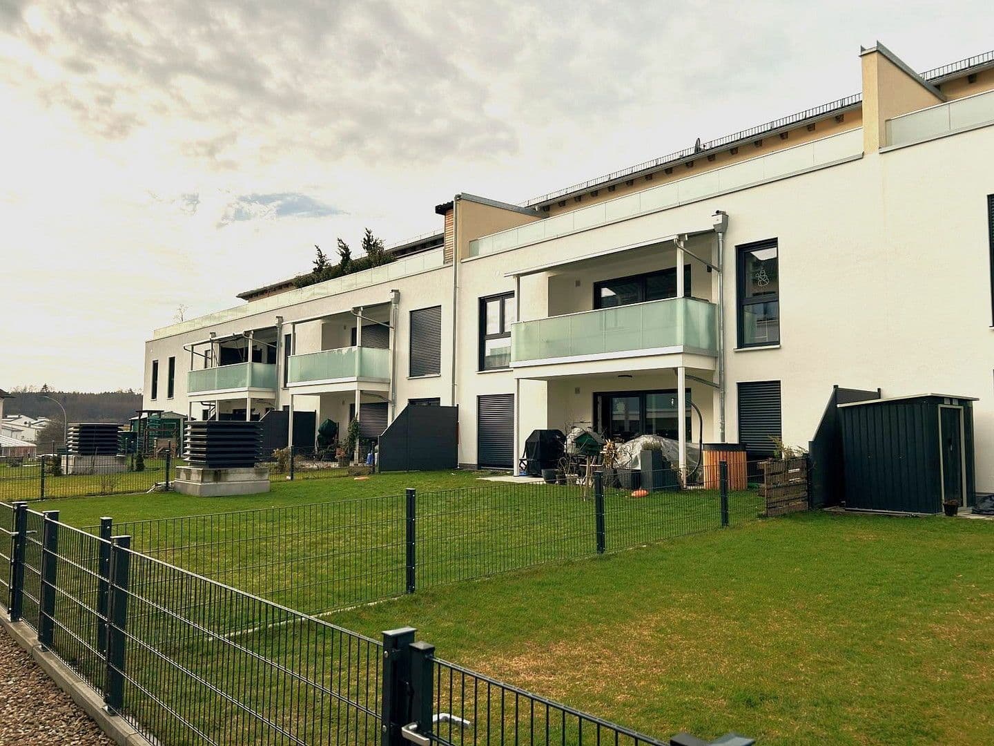 Pronájem bytu 2+1 66 m², Lindlbergstrasse 18a, Parsberg, Bavorsko Pronájem bytu 2+1 66 m², Lindlbergstrasse 18a, Parsberg, Bavorsko