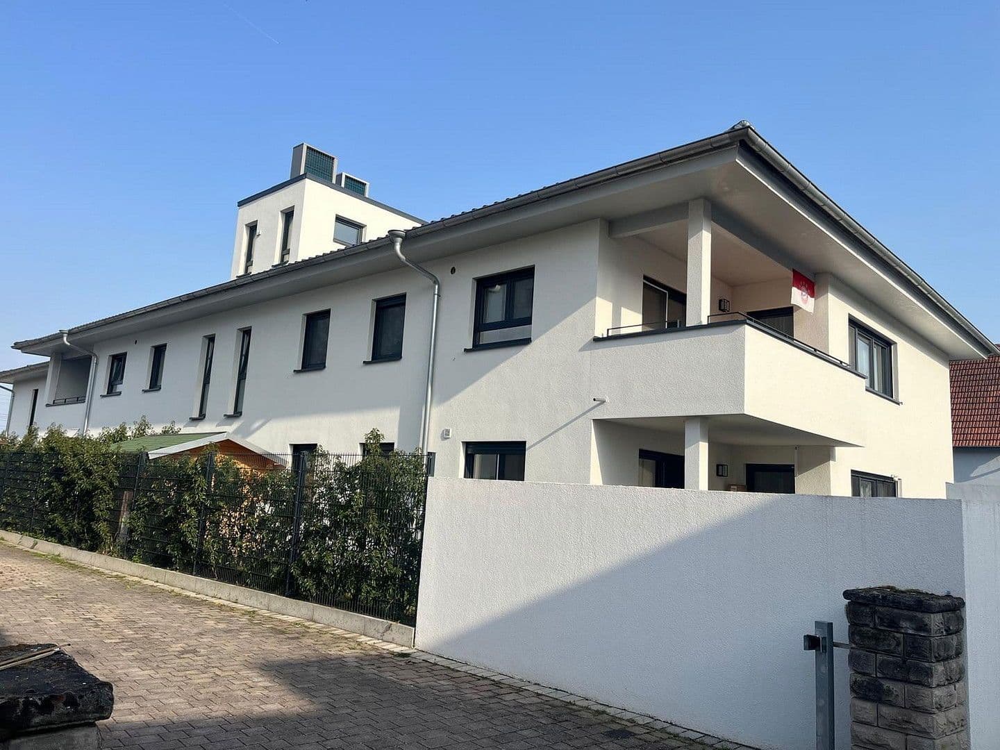 Pronájem bytu 4+1 115 m², Ludwigshafen, Porýní-Falc Pronájem bytu 4+1 115 m², Ludwigshafen, Porýní-Falc